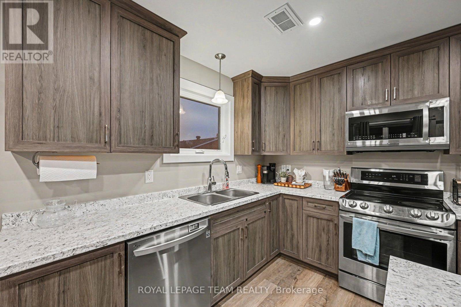 24 Rapid Road, Whitewater Region, Ontario  K0J 2L0 - Photo 10 - X14090062