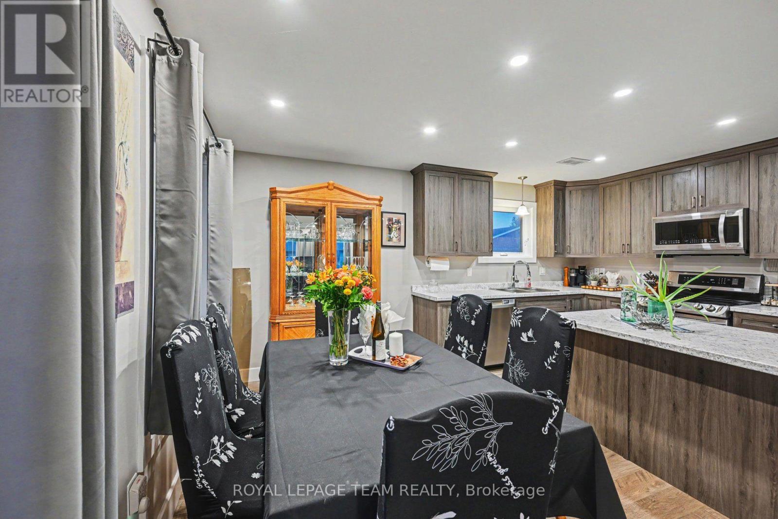 24 Rapid Road, Whitewater Region, Ontario  K0J 2L0 - Photo 13 - X14090062
