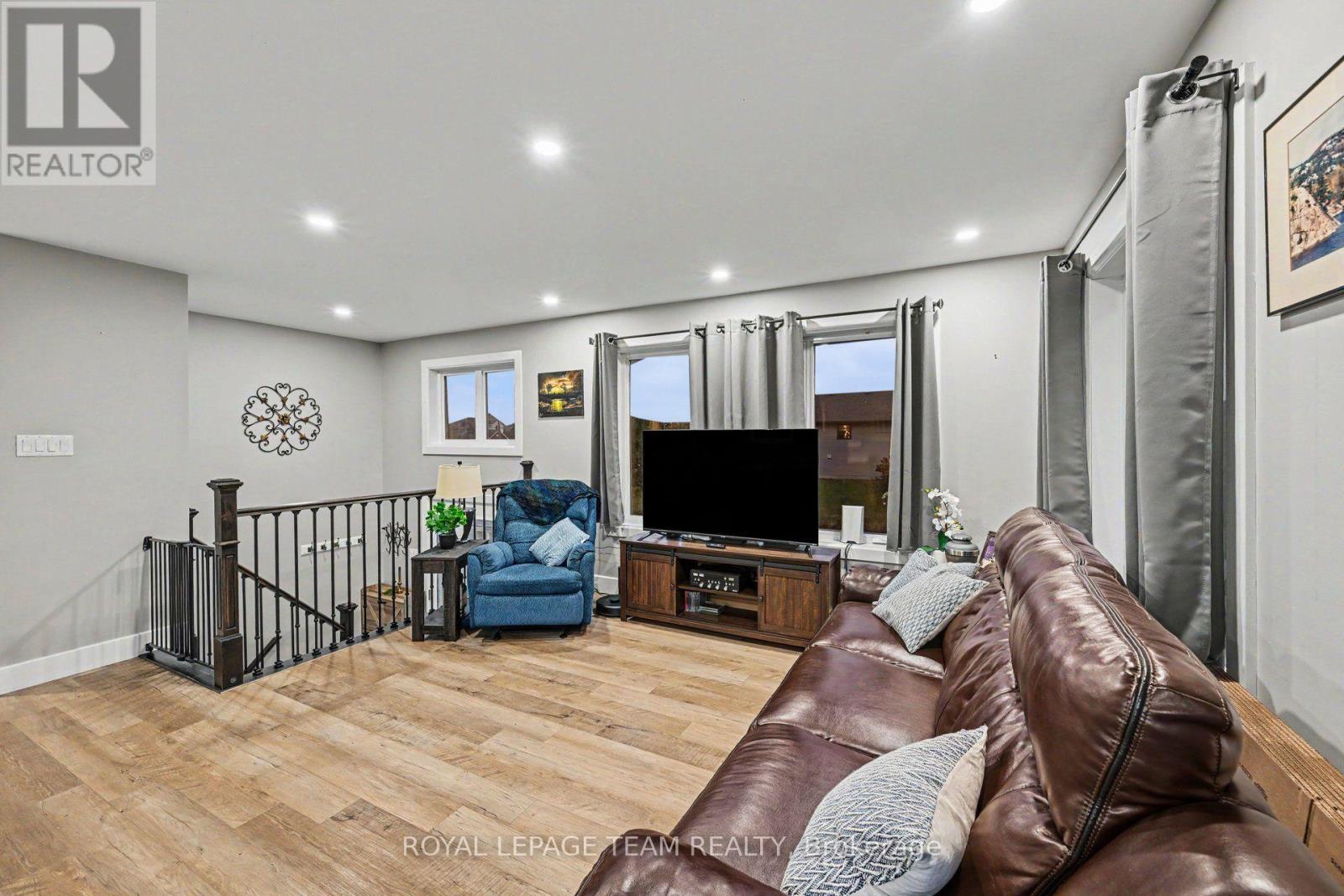 24 Rapid Road, Whitewater Region, Ontario  K0J 2L0 - Photo 6 - X14090062