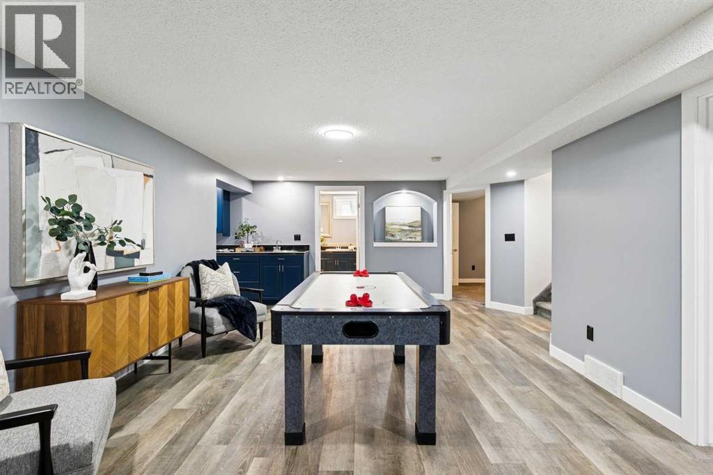 36 Bracebridge Crescent SW, Calgary, Alberta  T2W 0Y7 - Photo 26 - A2346192