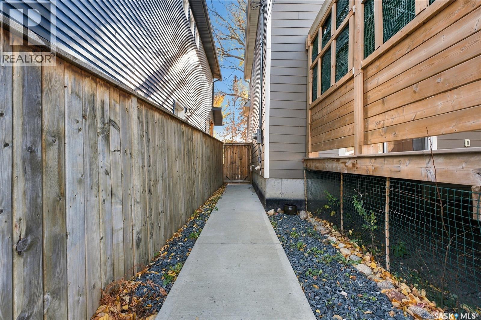 323 1st Street E, Saskatoon, Saskatchewan  S7H 1S1 - Photo 38 - SK051350