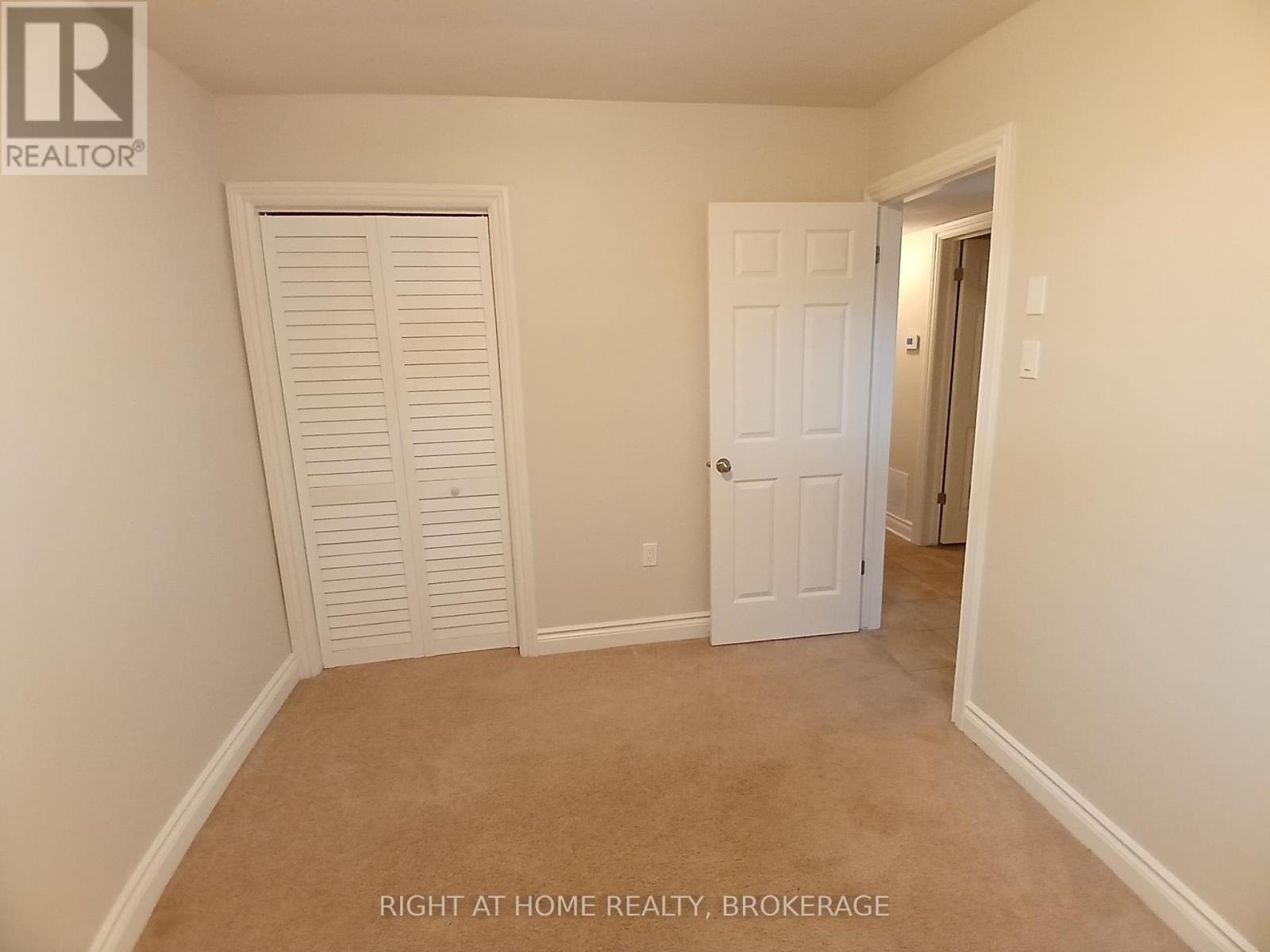 1 - 62 Christie Street, St. Catharines, Ontario  L2N 5H6 - Photo 8 - X12864776