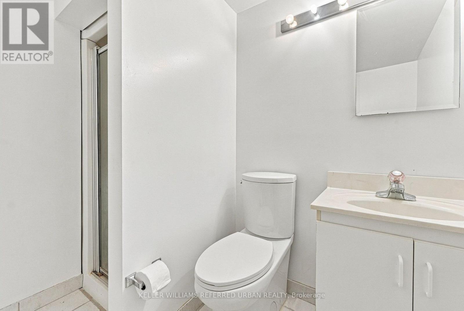 63 Oatlands Crescent, Richmond Hill, Ontario L4C 9P2 - Photo 43 - N14082056