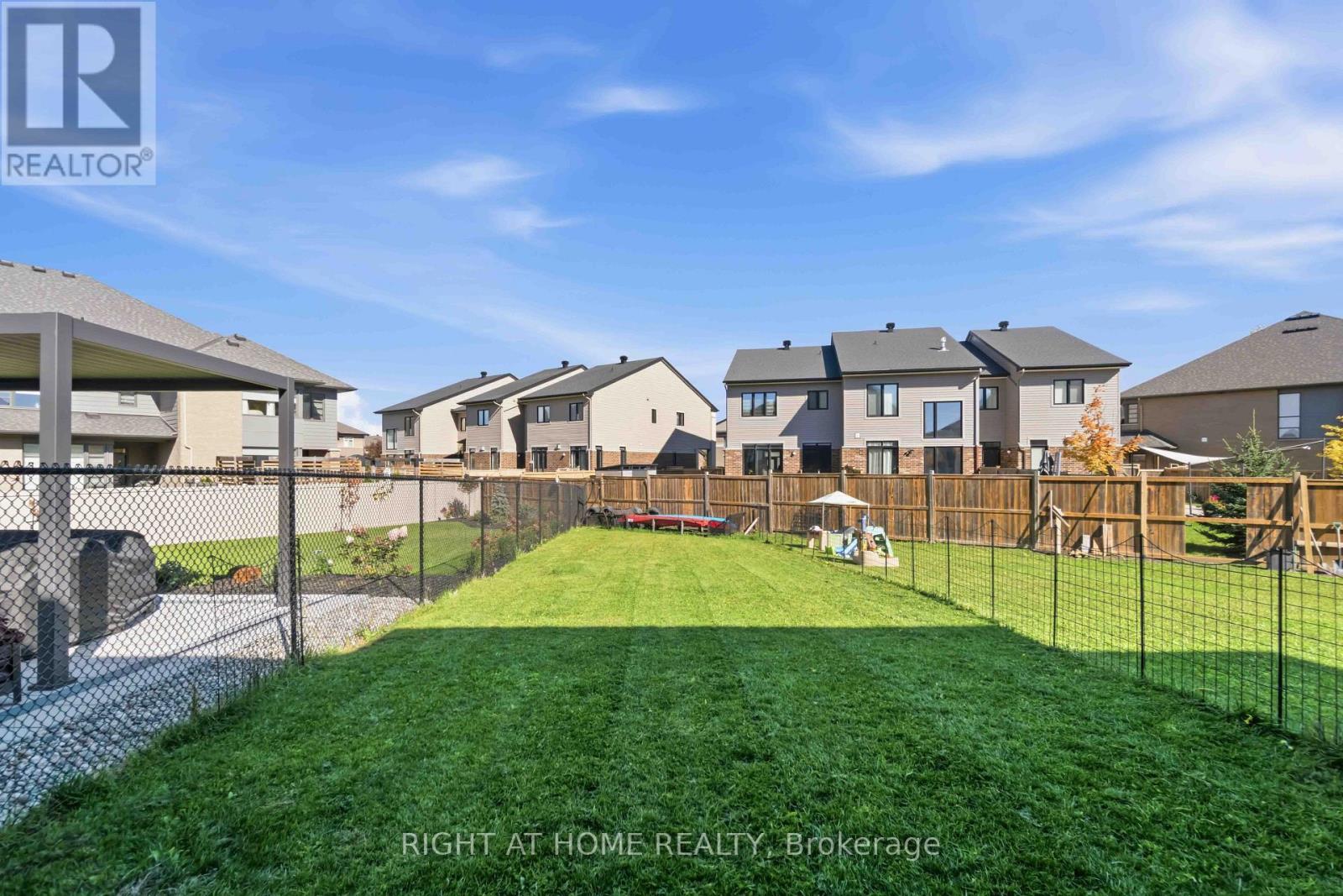 359 Big Dipper Street, Ottawa, Ontario  K4M 0J3 - Photo 31 - X14090236