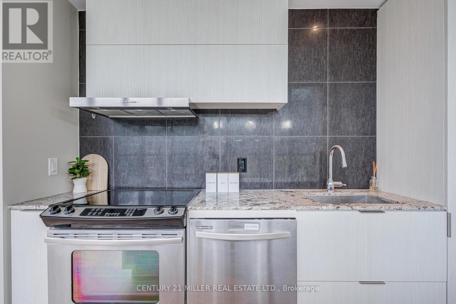 1001 - 101 Charles Street E, Toronto, Ontario  M4Y 0A9 - Photo 11 - C14090736