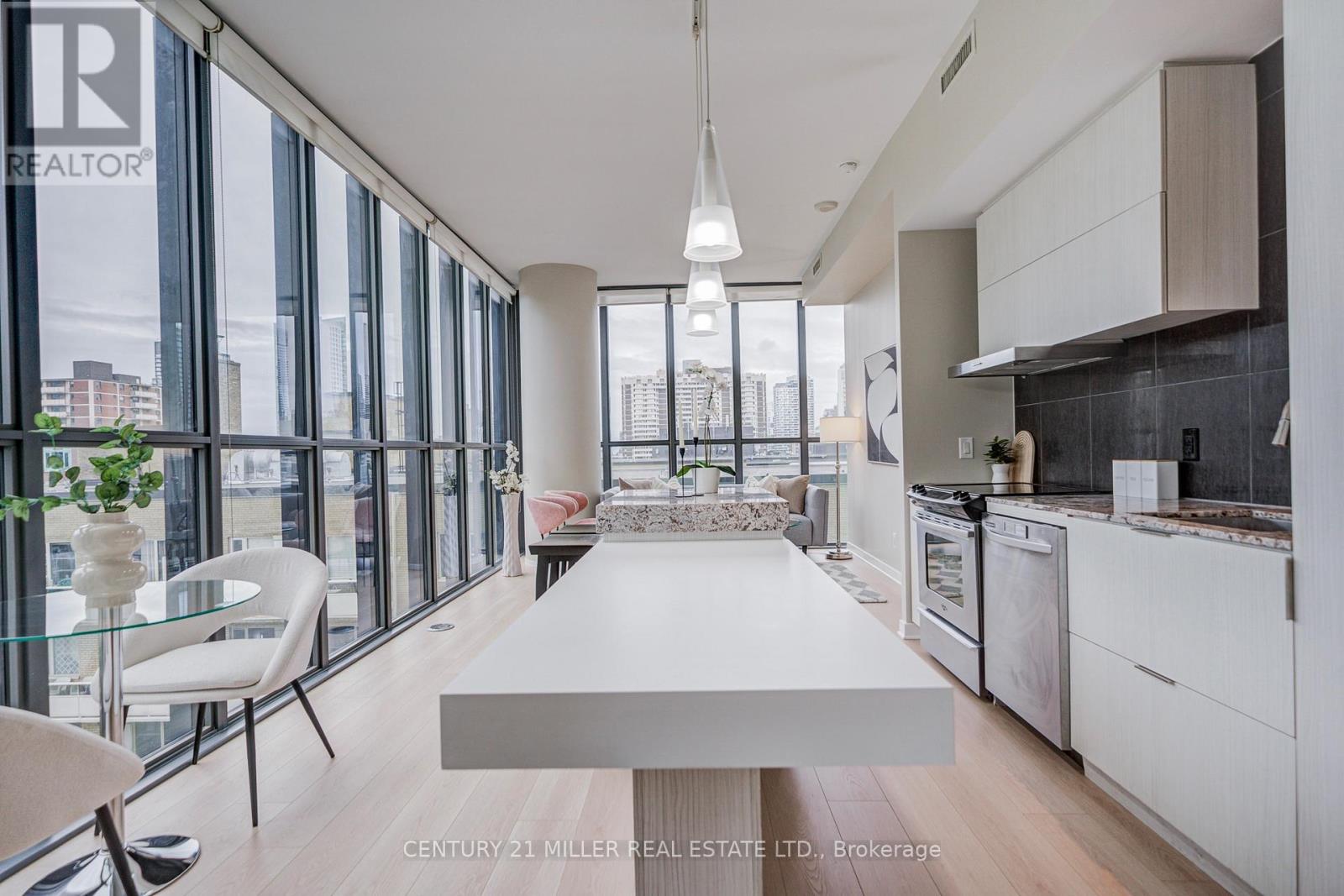 1001 - 101 Charles Street E, Toronto, Ontario  M4Y 0A9 - Photo 16 - C14090736