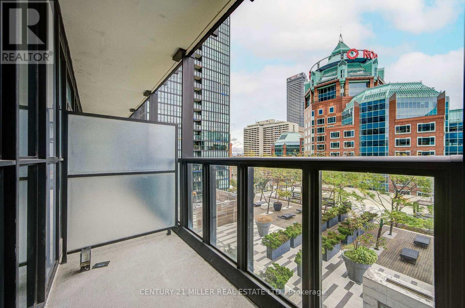 1001 - 101 Charles Street E, Toronto, Ontario  M4Y 0A9 - Photo 32 - C14090736