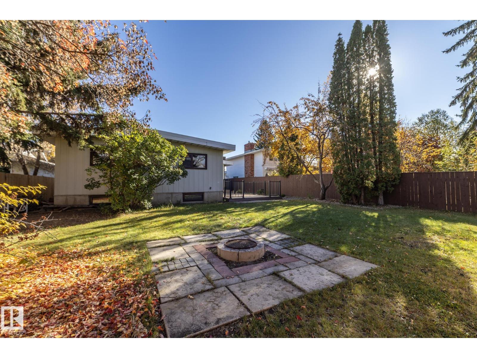 3228 118 ST NW