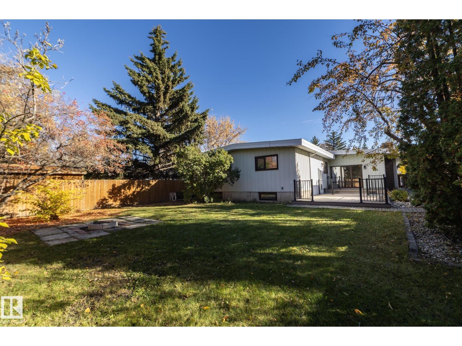 3228 118 ST NW