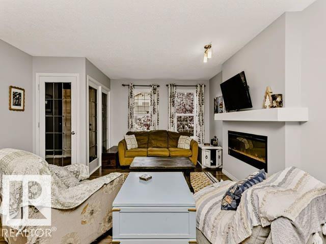 8323 Ellis Crescent NW, Edmonton, Alberta  T6M 0P8 - Photo 25 - E4512028