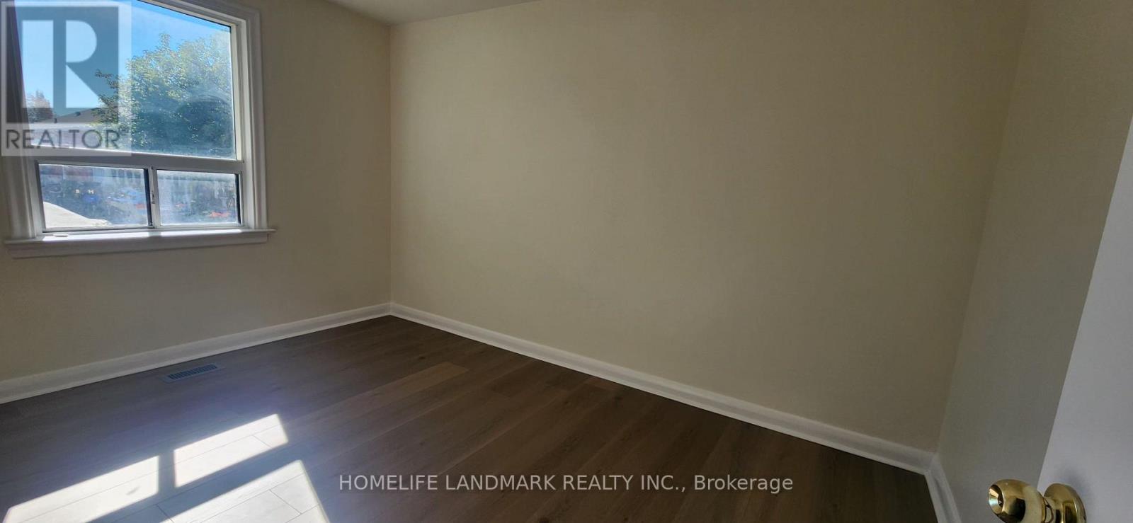 Main - 2 Tardree Place, Toronto, Ontario  M1R 3X3 - Photo 11 - E14084878