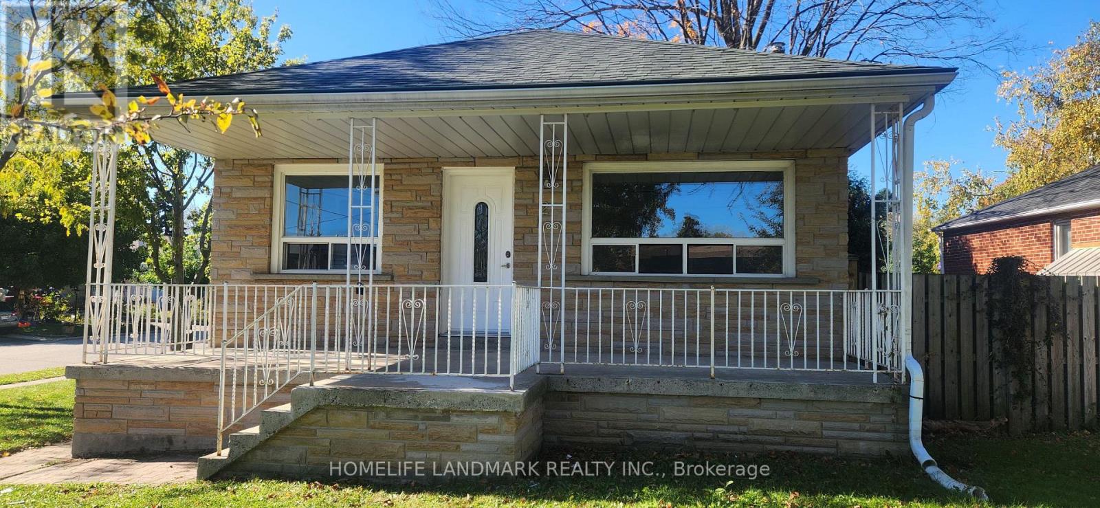 Main - 2 Tardree Place, Toronto, Ontario  M1R 3X3 - Photo 2 - E14084878