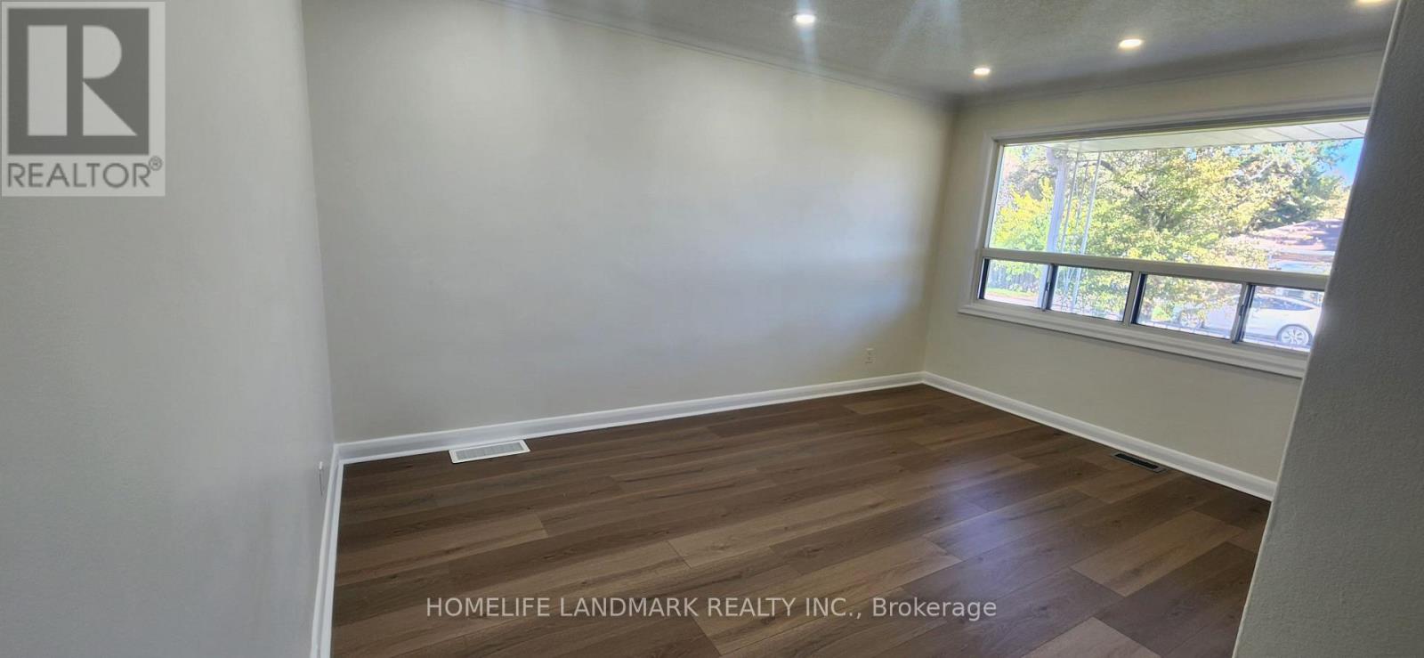 Main - 2 Tardree Place, Toronto, Ontario  M1R 3X3 - Photo 10 - E14084878