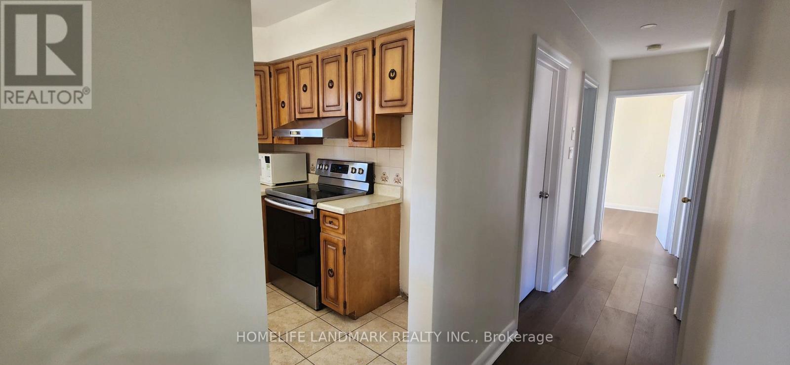Main - 2 Tardree Place, Toronto, Ontario  M1R 3X3 - Photo 6 - E14084878