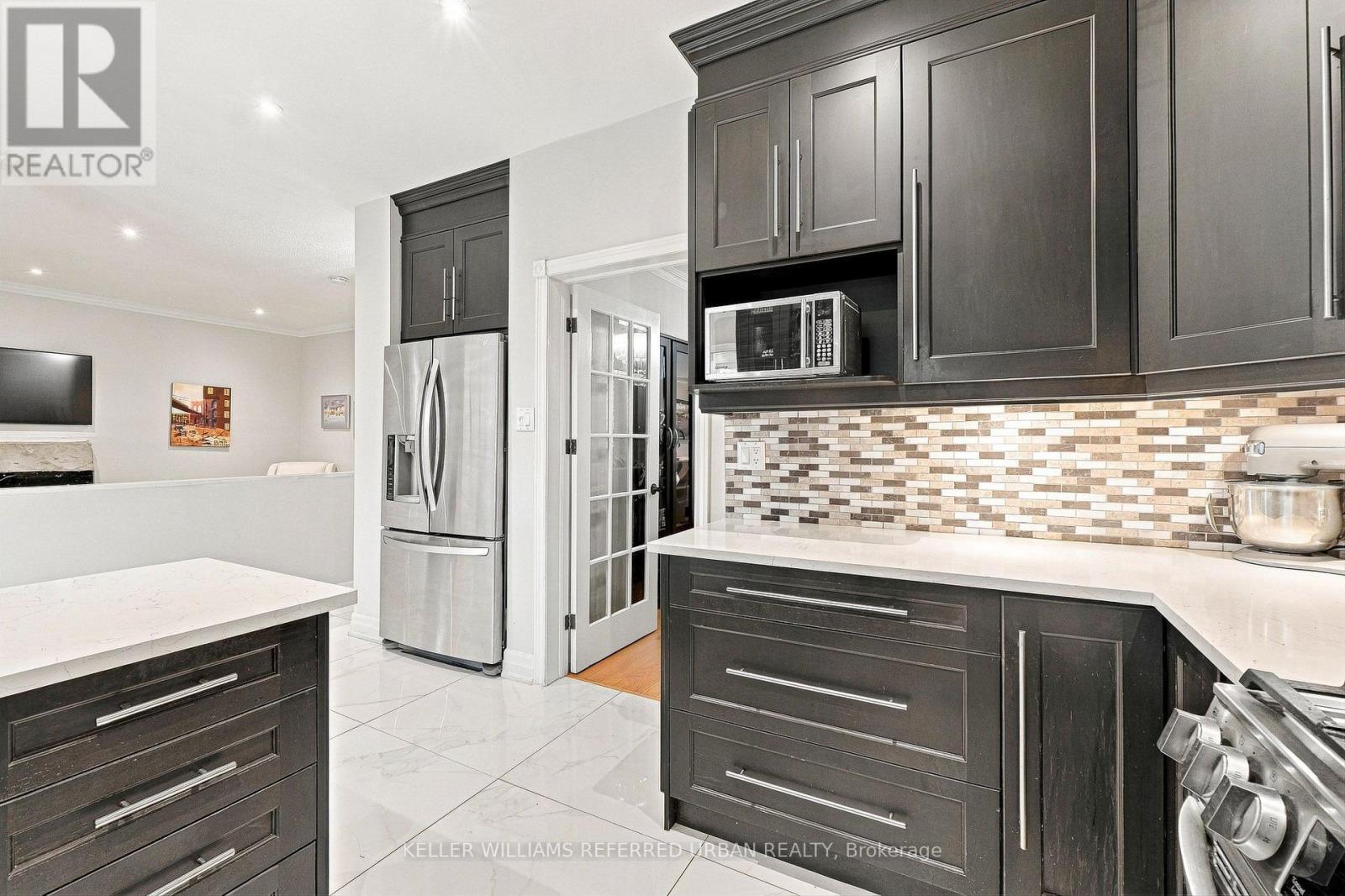 63 Oatlands Crescent, Richmond Hill, Ontario  L4C 9P2 - Photo 12 - N14082056
