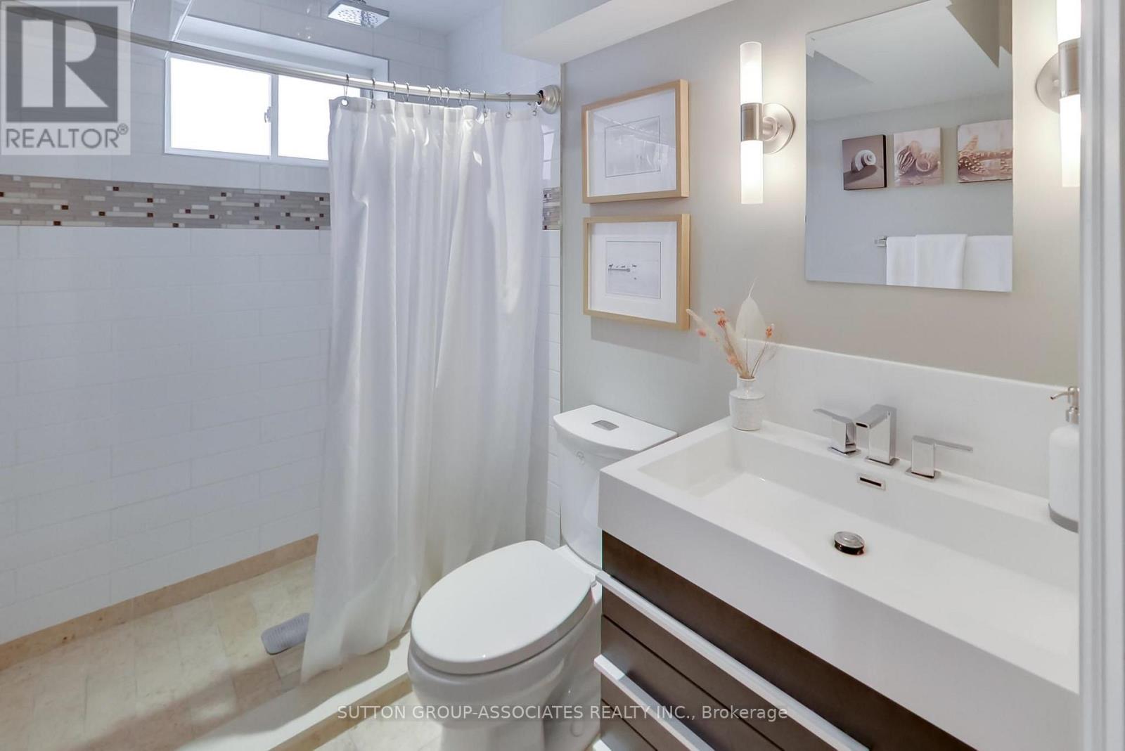 191 Rosemount Avenue, Toronto, Ontario  M6H 2N2 - Photo 38 - W14032364