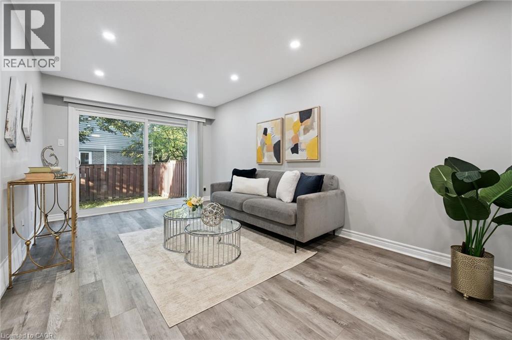 46 Cedarwoods Crescent Unit# 20, Kitchener, Ontario  N2C 2L7 - Photo 6 - 40870483