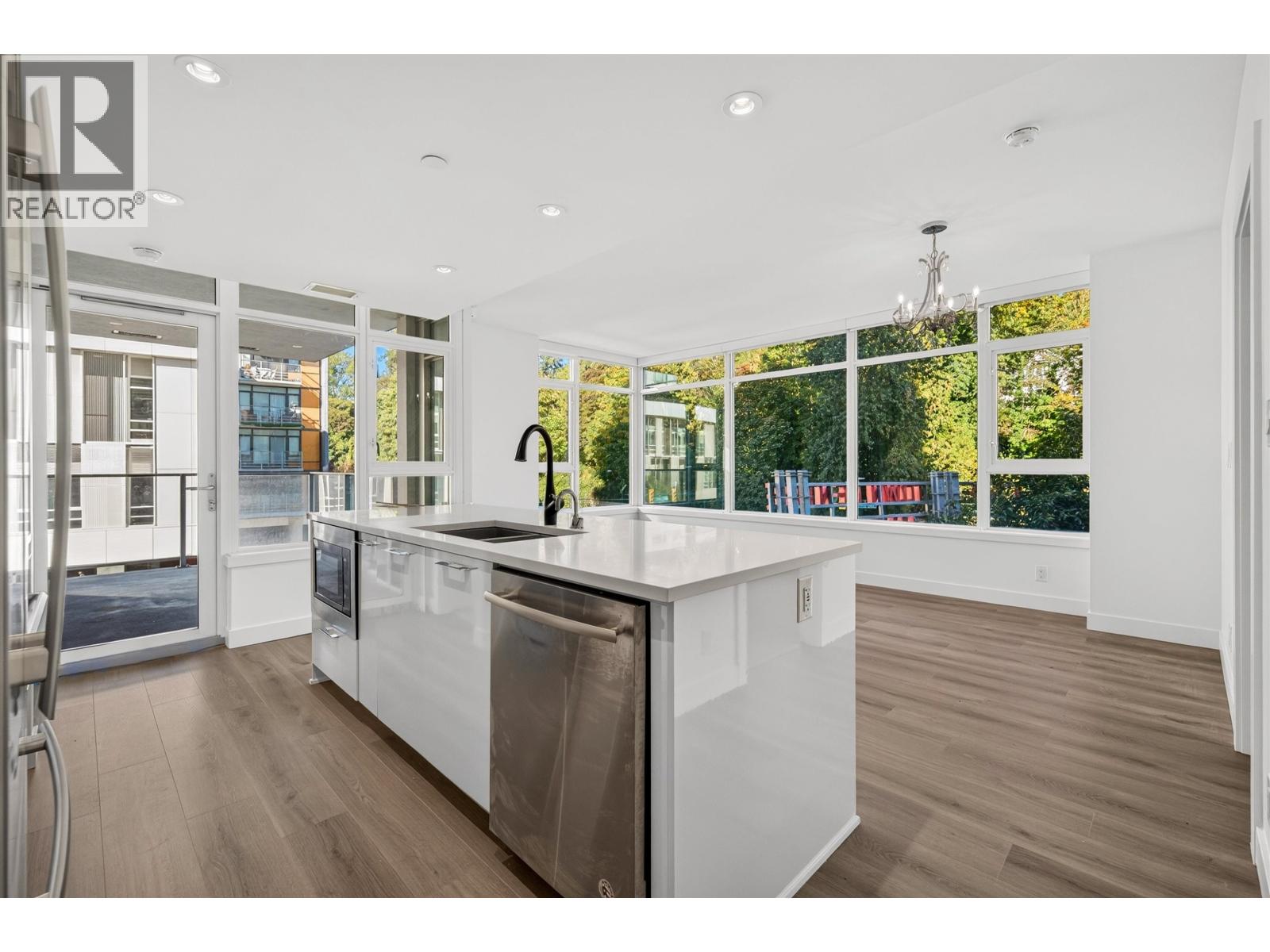 310 8538 River District Crossing, Vancouver, British Columbia  V5S 0C9 - Photo 2 - R3174806