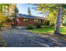 2408 DRURY LANE, Ottawa, Ontario