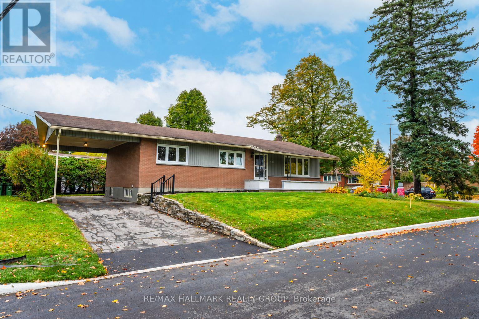 926 Elsett Drive, Ottawa, Ontario  K1G 2S9 - Photo 2 - X14090808