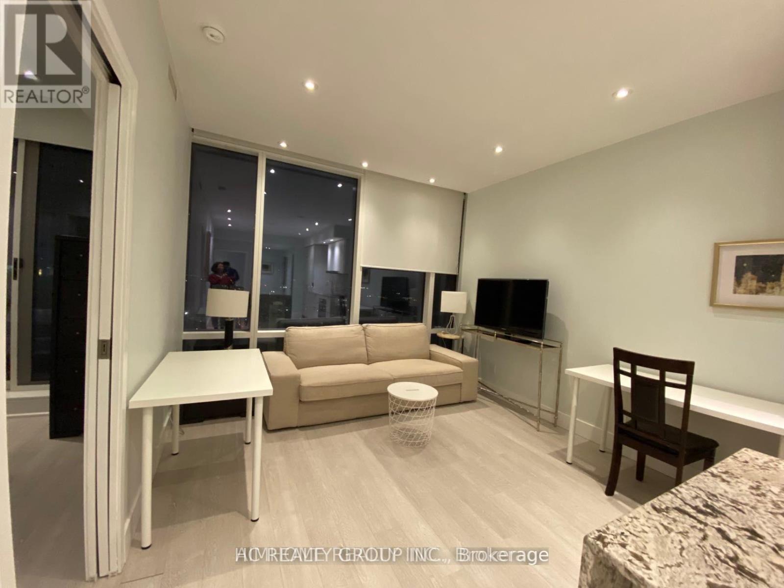 4009 - 1 Bloor Street E, Toronto, Ontario  M4W 0A8 - Photo 3 - C14090776