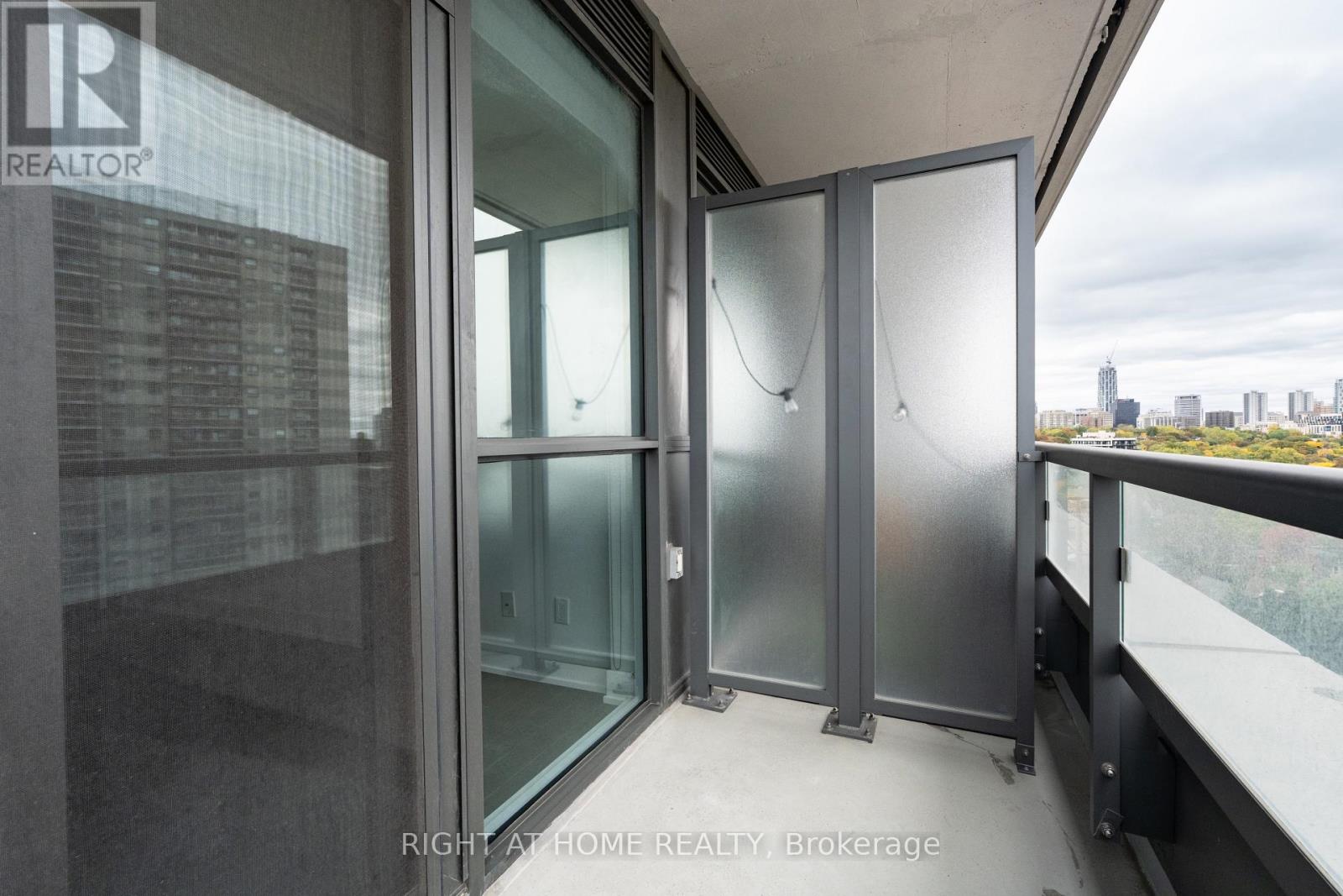 1307 - 181 Bedford Road, Toronto, Ontario  M5R 0C2 - Photo 24 - C14090788