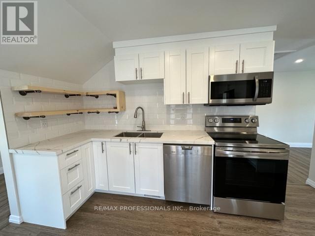 1 - 213 Pine Street, Whitby, Ontario  L1N 3X4 - Photo 2 - E14090758