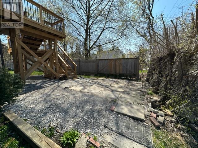 1 - 213 Pine Street, Whitby, Ontario  L1N 3X4 - Photo 8 - E14090758