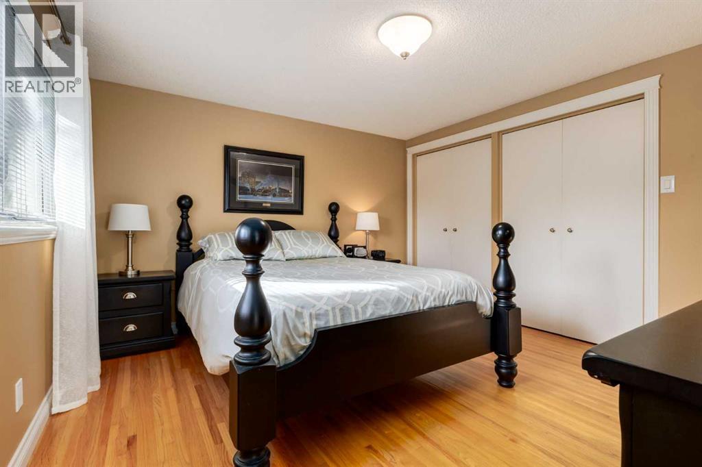 10723 Maplebend Drive SE, Calgary, Alberta  T2J 1X3 - Photo 23 - A2351261