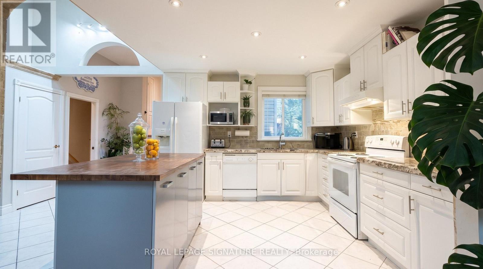 4196 Pheasant Run, Mississauga, Ontario  L5L 2B9 - Photo 13 - W14089616