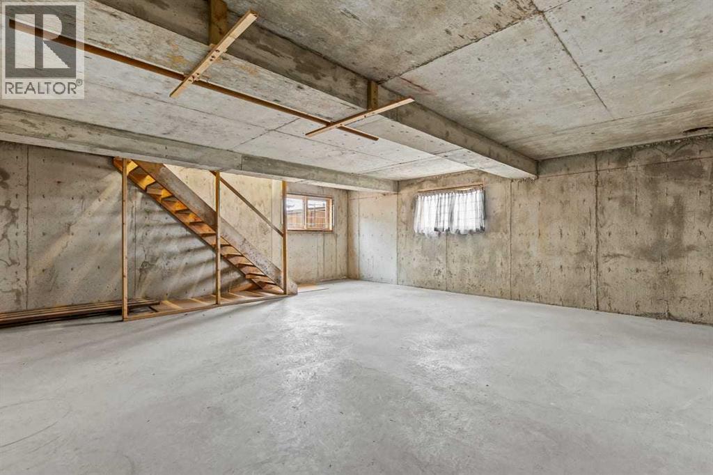 232 Lake Wapta Rise SE, Calgary, Alberta  T2J 2M9 - Photo 24 - A2348897