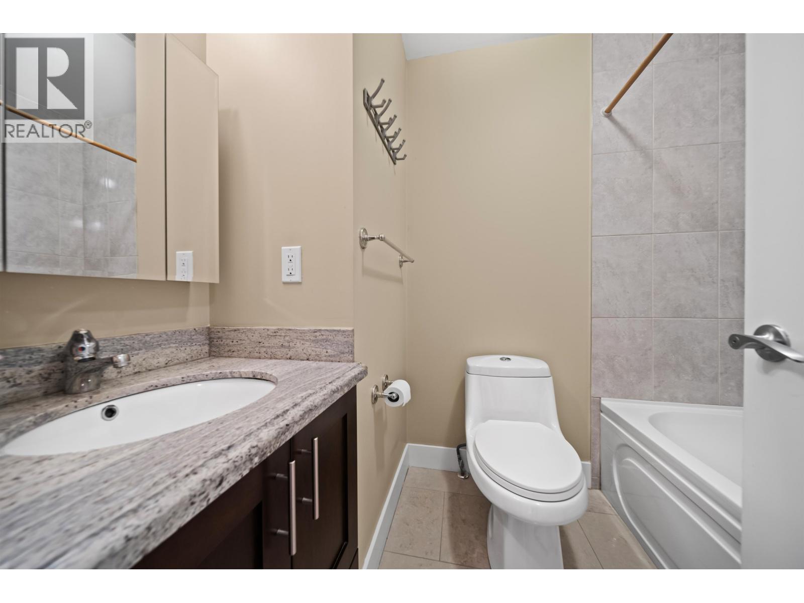 302 2009 E Hastings Street, Vancouver, British Columbia  V5L 1T9 - Photo 15 - R3176358