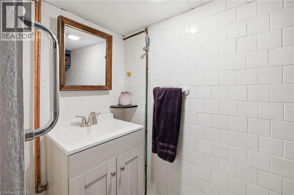 64 Christmas Street, Port Colborne, Ontario  L3K 1M5 - Photo 38 - 40872167