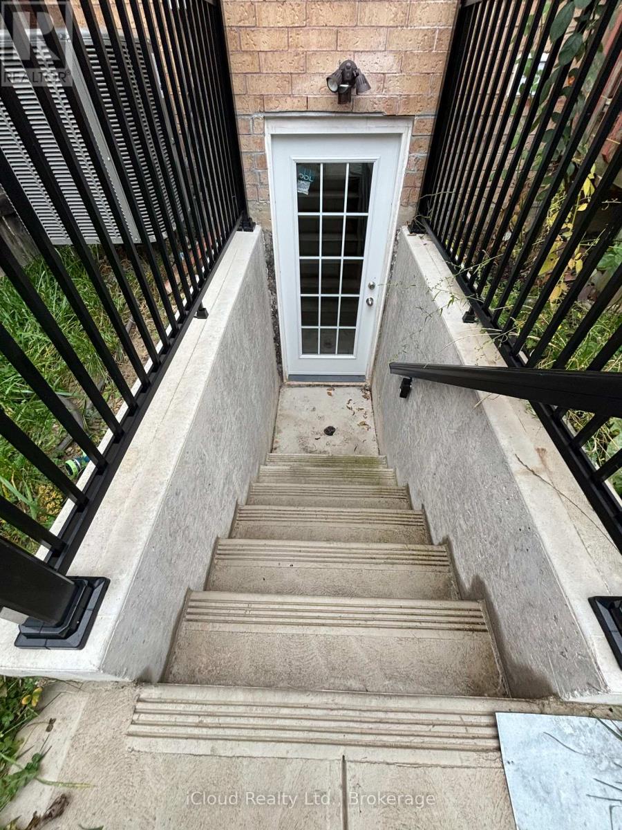 Bsmt - 1133 Windbrook Grove, Mississauga, Ontario  L5V 2V2 - Photo 13 - W14090842