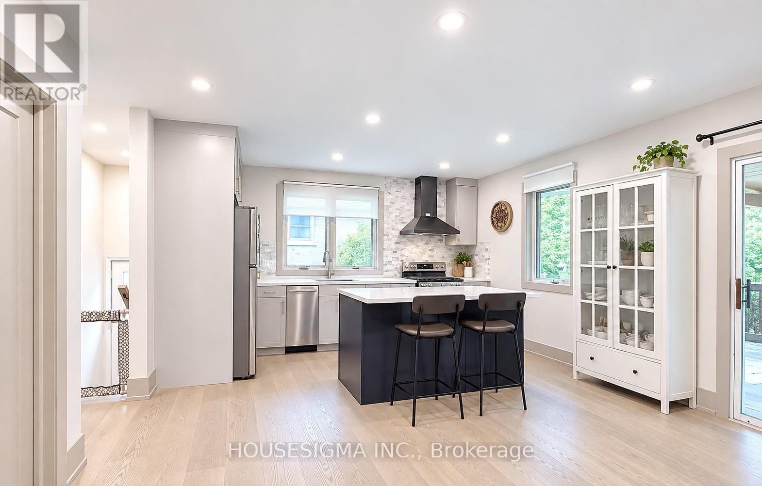 335 Lees Lane, Oakville, Ontario  L6L 4S4 - Photo 12 - W14089698