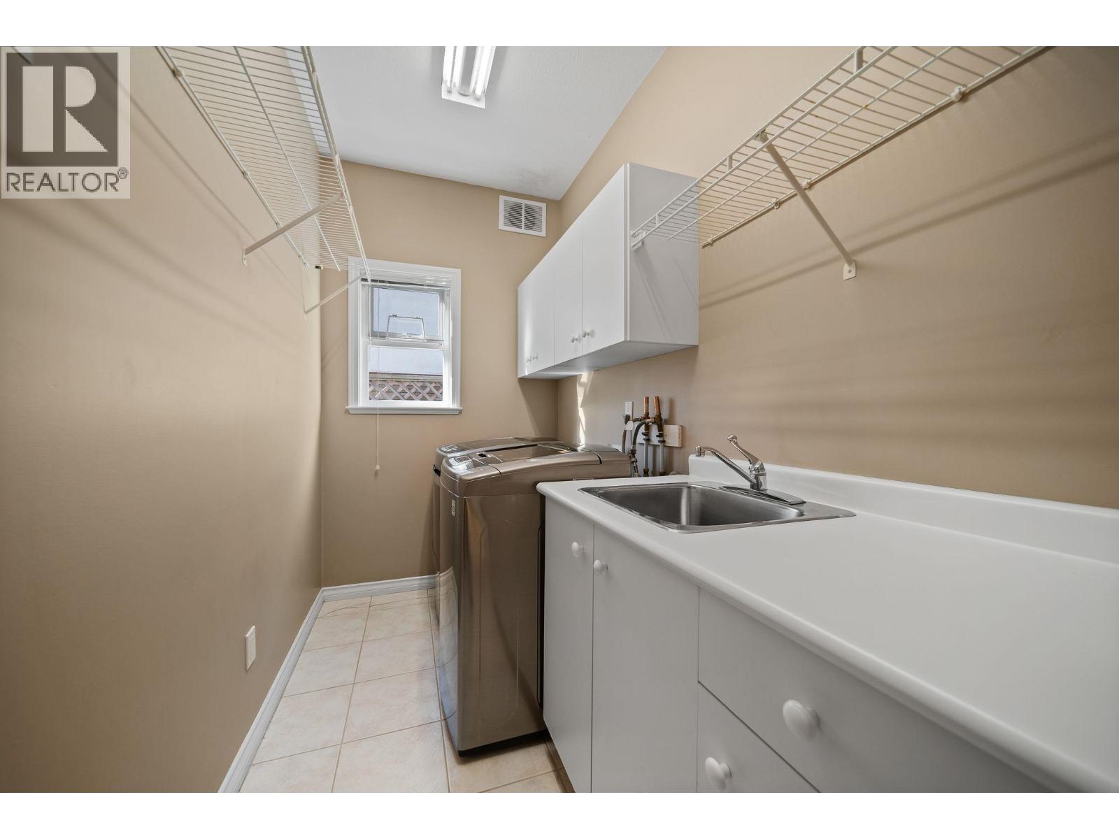 3520 Lamond Avenue, Richmond, British Columbia  V7E 1C6 - Photo 27 - R3176308