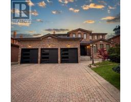 11 RAVENHILL CRESCENT, Markham, Ontario