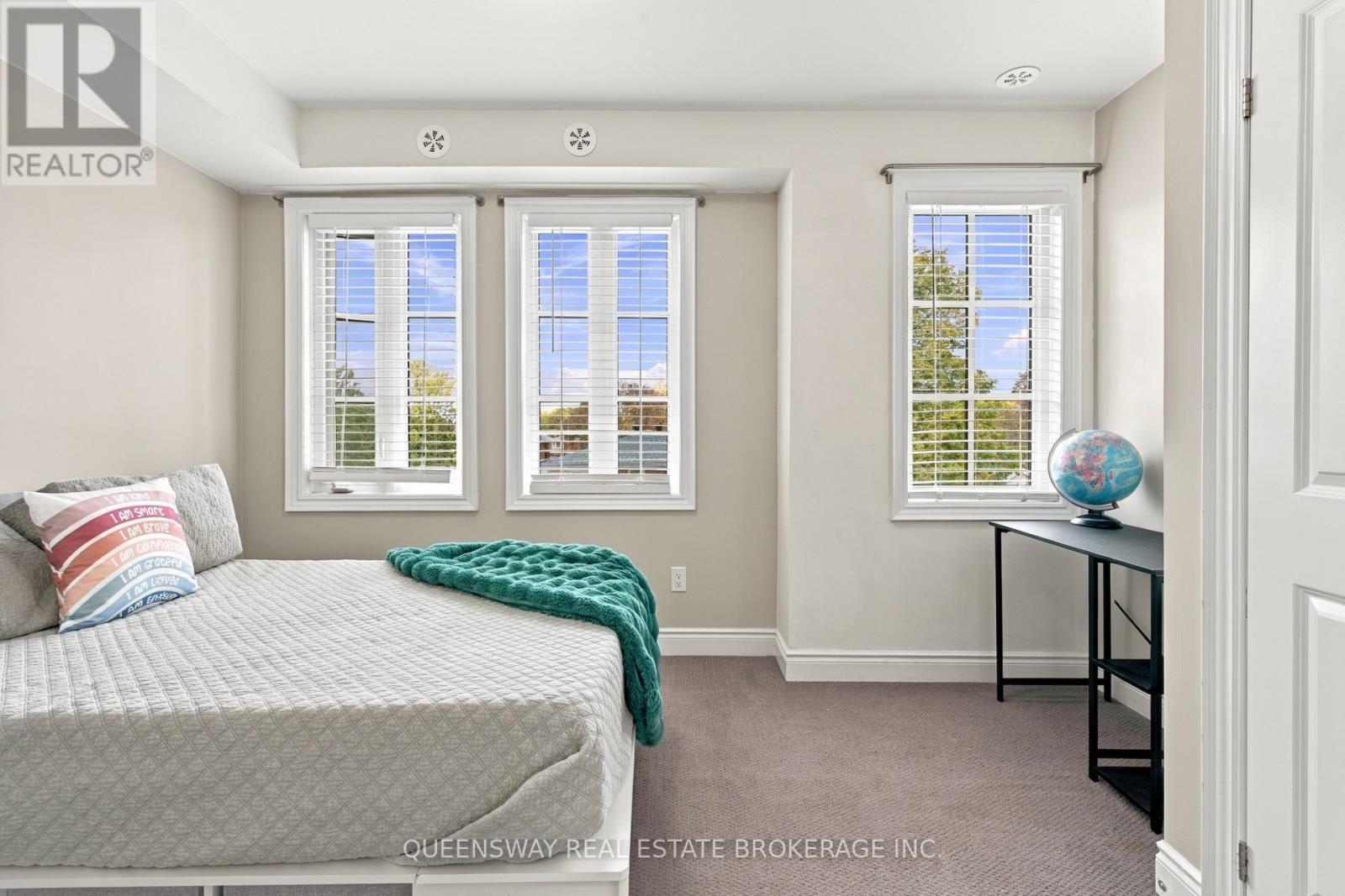 37 Twenty Ninth Street, Toronto, Ontario  M8W 1S1 - Photo 14 - W14087778