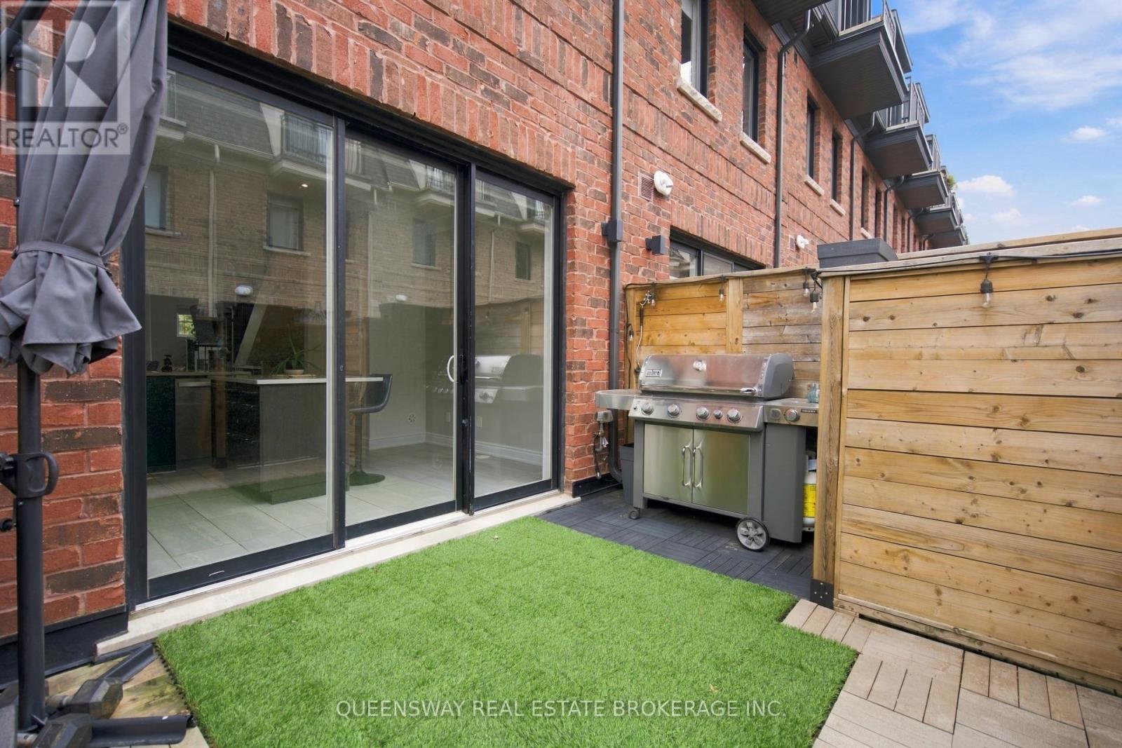 37 Twenty Ninth Street, Toronto, Ontario  M8W 1S1 - Photo 7 - W14087778