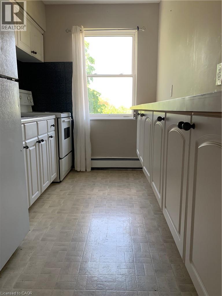 7 Applewood Avenue Unit# 10, Stoney Creek, Ontario  L8G 3S4 - Photo 5 - 40862644