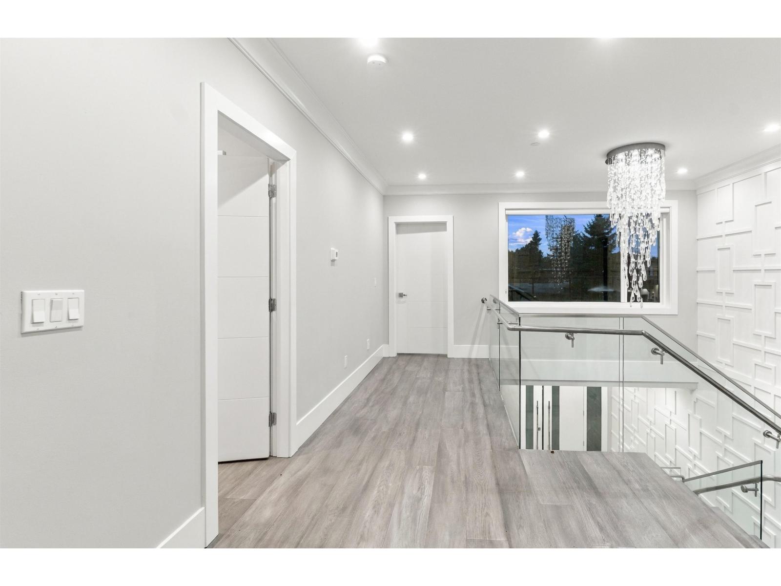 15890 Russell Avenue, White Rock, British Columbia  V4B 2S4 - Photo 22 - R3175345