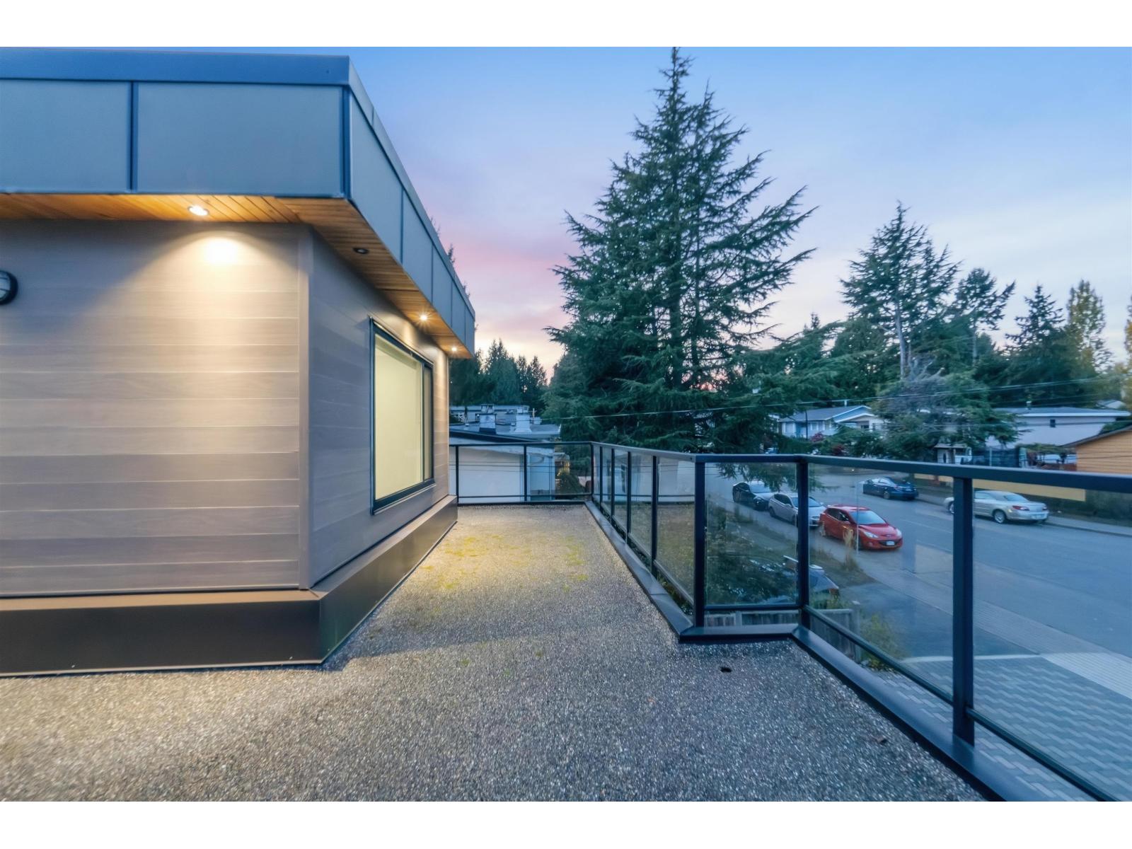 15890 Russell Avenue, White Rock, British Columbia  V4B 2S4 - Photo 21 - R3175345