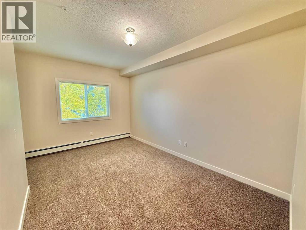 202, 109 Seabolt Drive