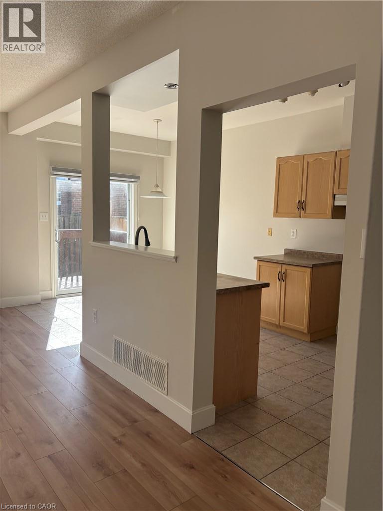 52 Olivia Place, Hamilton, Ontario  L9K 1R4 - Photo 5 - 40869604