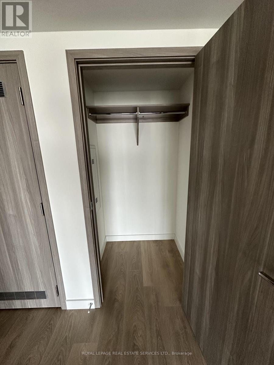 4615 B - 3 Concord Cityplace Way, Toronto, Ontario  M5V 0X4 - Photo 5 - C14090944