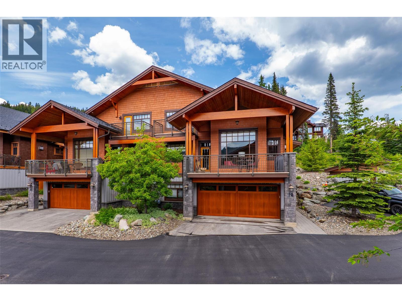 5040 VALLEY Drive Unit# 16, Sun Peaks, British Columbia