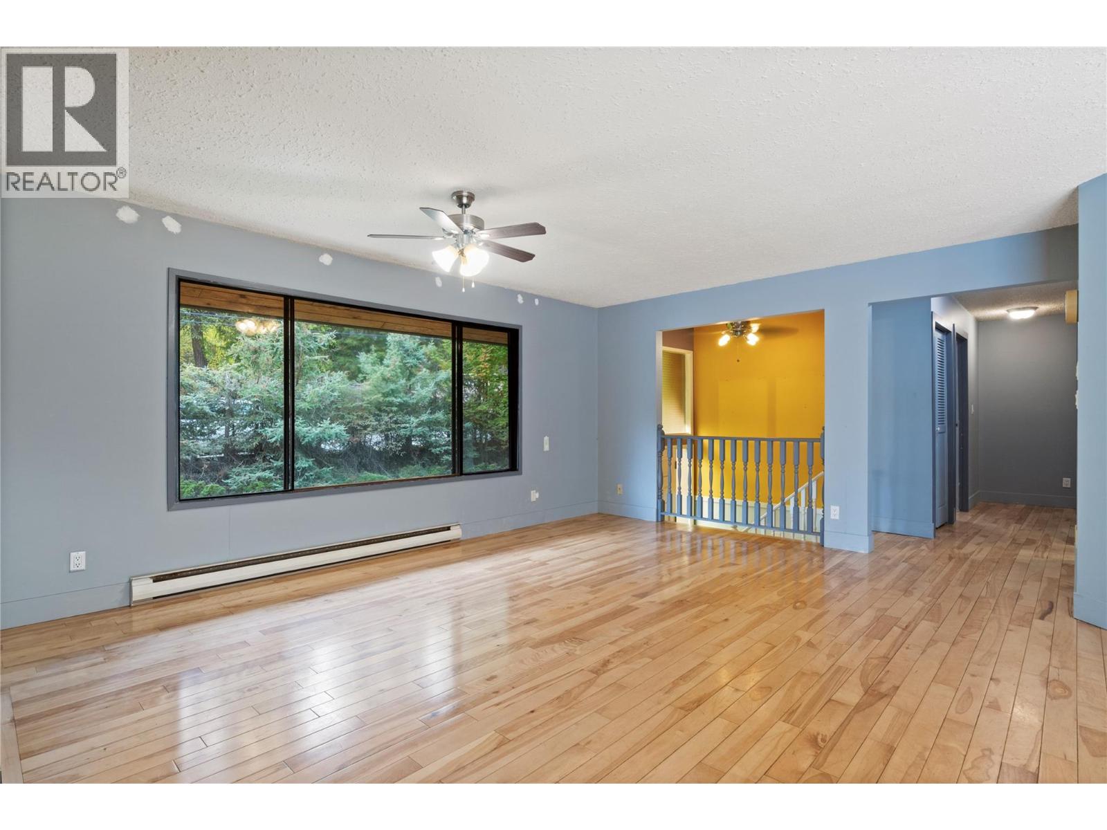 2455 Forest Drive, Blind Bay, British Columbia  V0E 1H2 - Photo 11 - 10403424