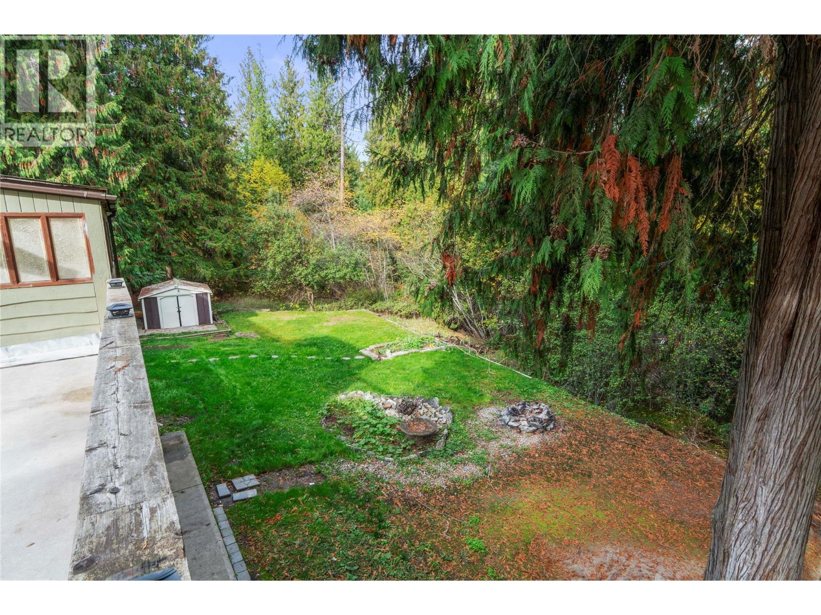 2455 Forest Drive, Blind Bay, British Columbia  V0E 1H2 - Photo 20 - 10403424