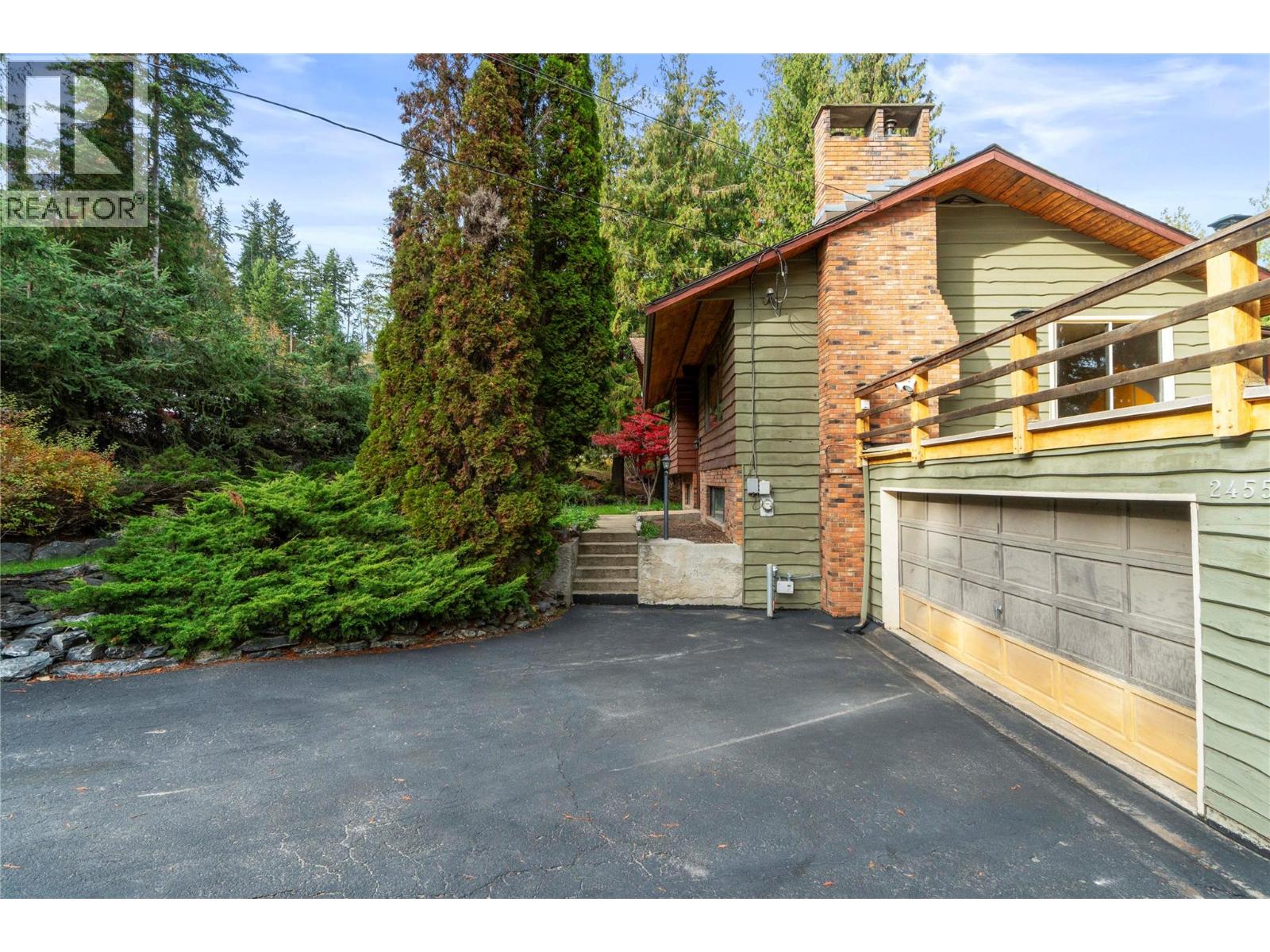 2455 Forest Drive, Blind Bay, British Columbia  V0E 1H2 - Photo 64 - 10403424