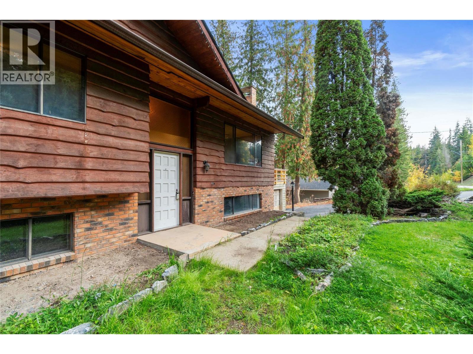 2455 Forest Drive, Blind Bay, British Columbia  V0E 1H2 - Photo 66 - 10403424
